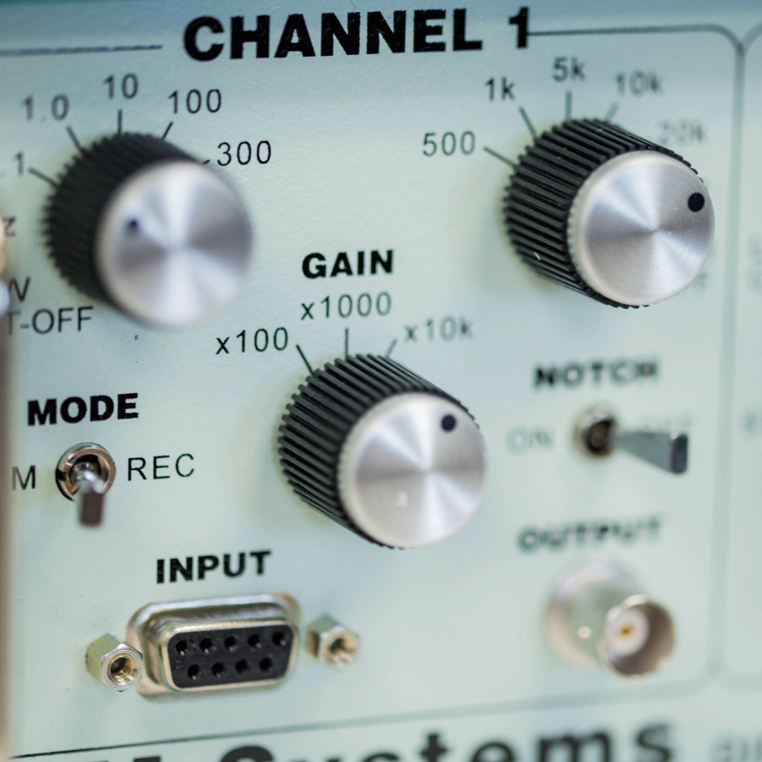 Model 1700 Differential AC Amplifier
